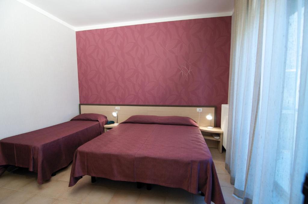 Hotel Velus Civitanova Marche Kamer foto