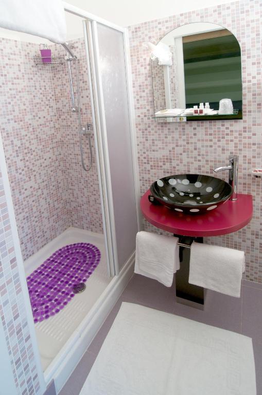 Hotel Velus Civitanova Marche Buitenkant foto